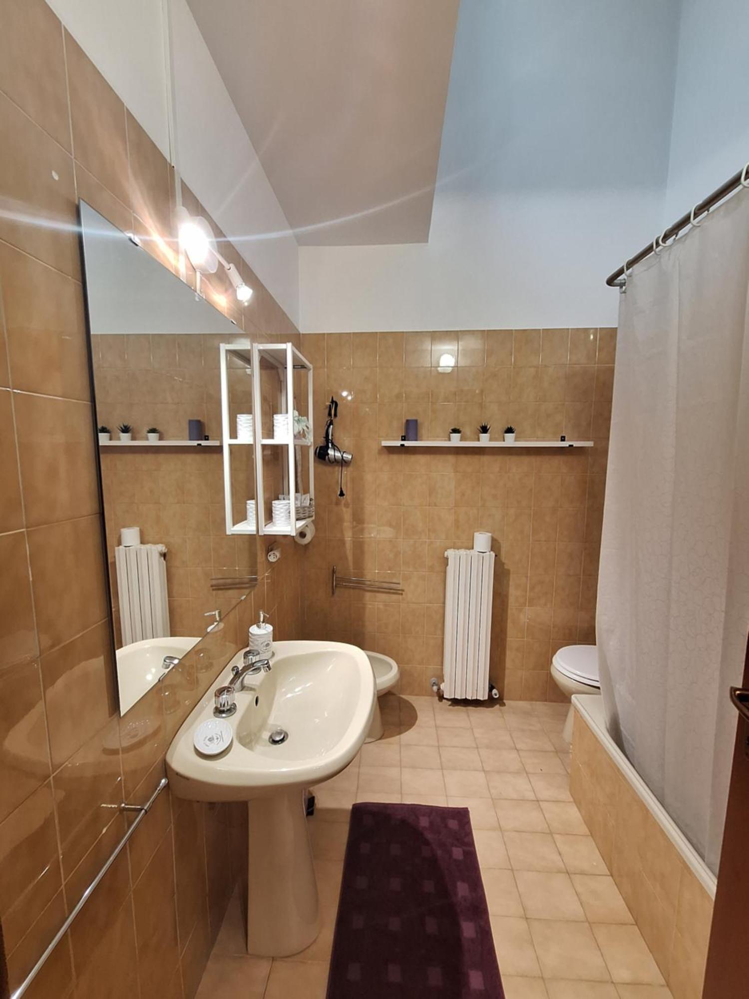 Borgo San Lorenzo Sirolo Bagian luar foto